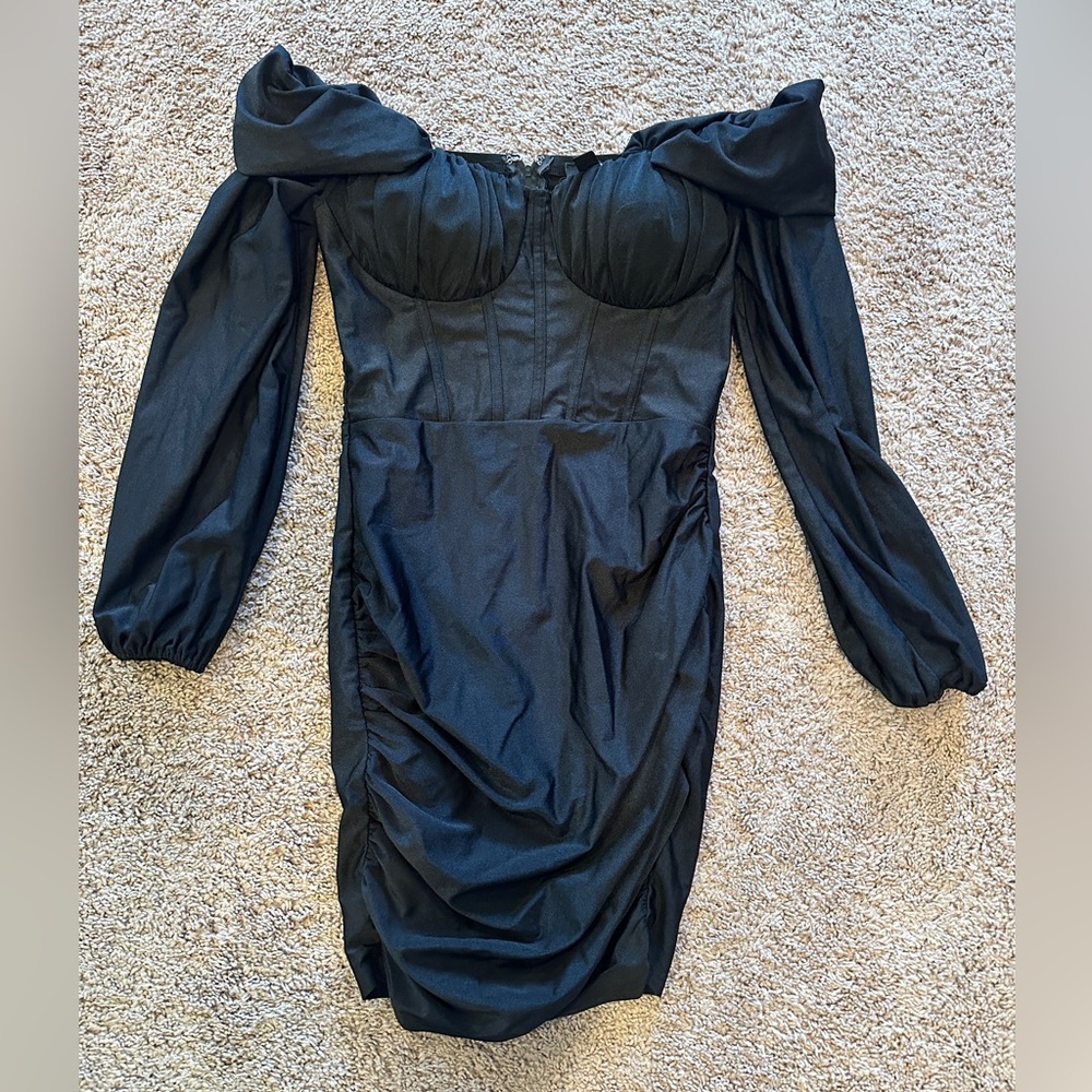 Privy Off-Shoulder corset Dress| size medium